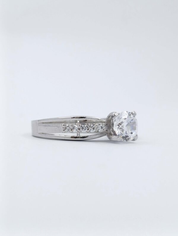 IMG_20250917_195949 Twin Glow